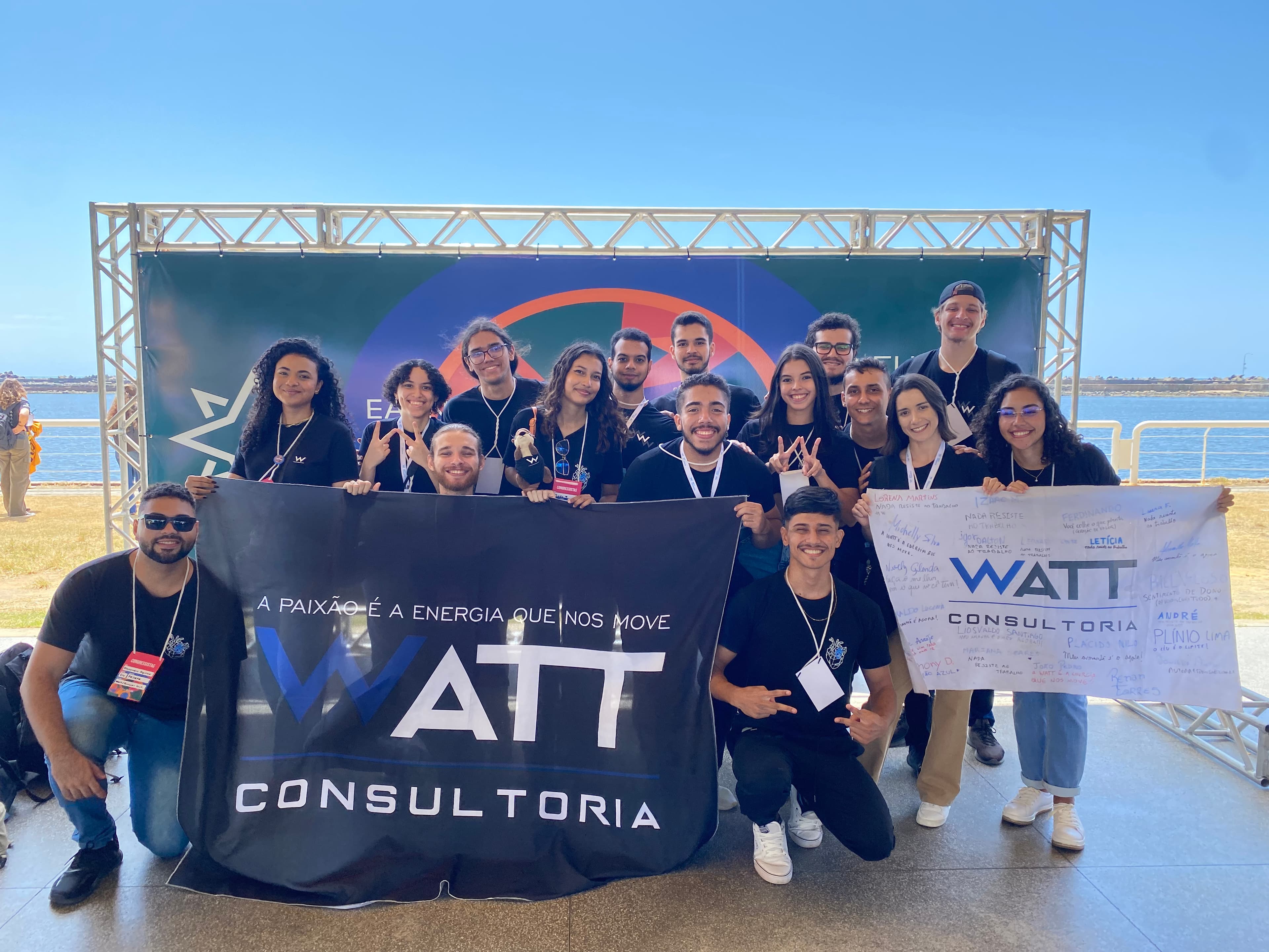 A equipe da Watt Consultoria.